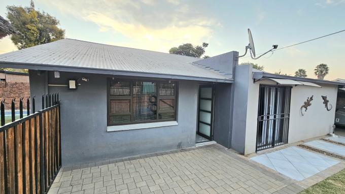 7 Bedroom House for Sale For Sale in Pretoria Gardens - MR643176