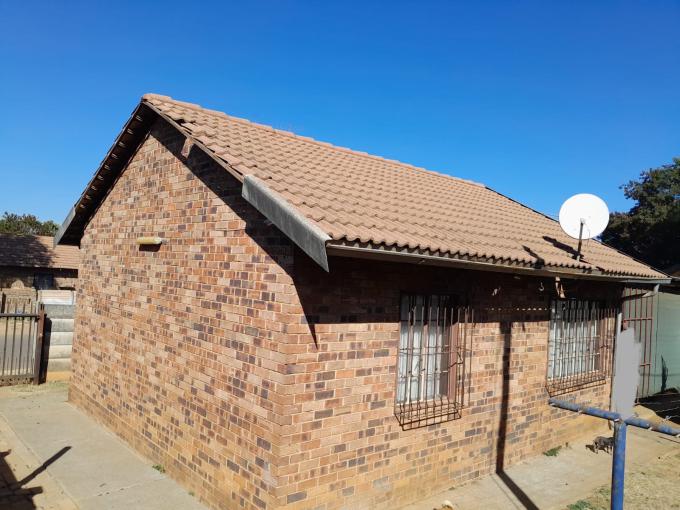 2 Bedroom House for Sale For Sale in Elandspoort - MR643203