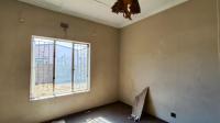 Bed Room 2 - 14 square meters of property in Anzac