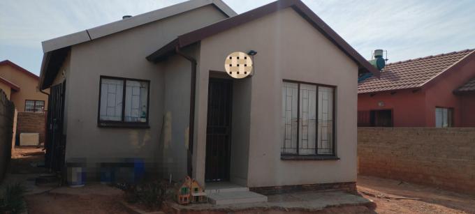 3 Bedroom House for Sale For Sale in Soshanguve East - MR643368