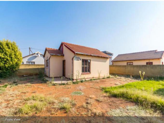 2 Bedroom House for Sale For Sale in Protea Glen - MR643395