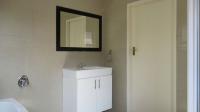 Main Bathroom - 7 square meters of property in Homes Haven