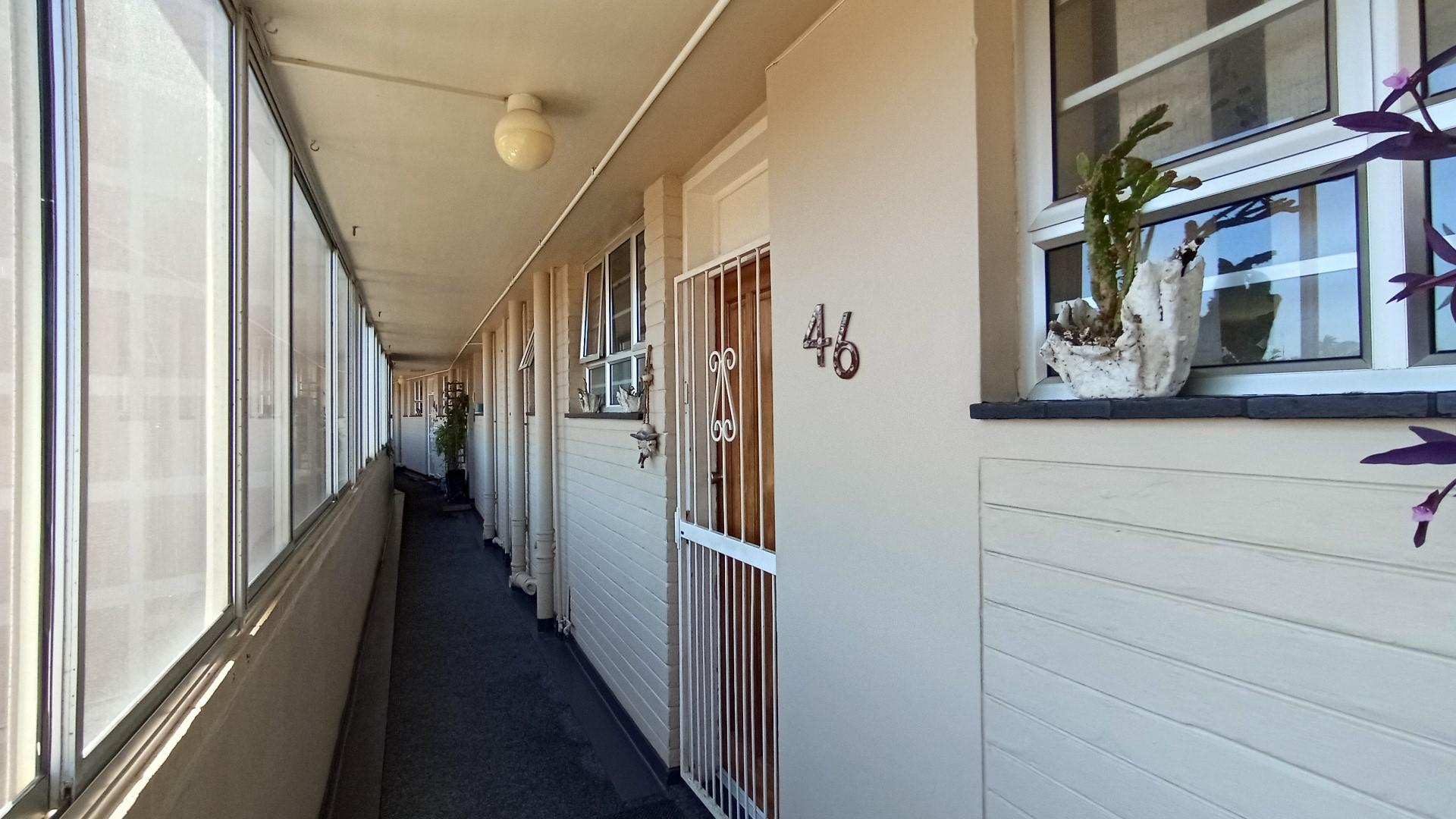 Front View of property in Doonside