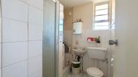 Bathroom 1 - 5 square meters of property in Doonside