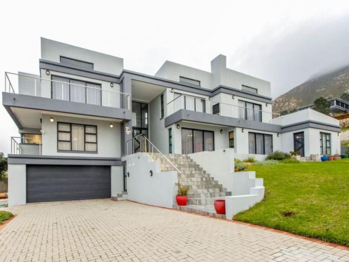 5 Bedroom House for Sale For Sale in Gordons Bay - MR643574