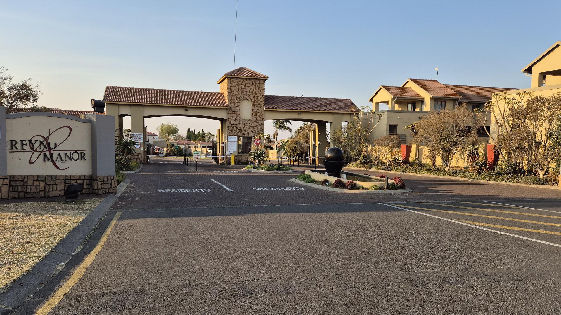 Front View of property in Reyno Ridge