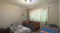 Bed Room 1 - 17 square meters of property in Vanderbijlpark