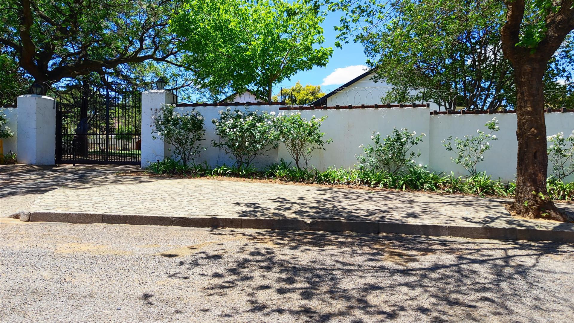 Front View of property in Parkdene (JHB)