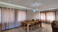 Dining Room - 21 square meters of property in De Deur