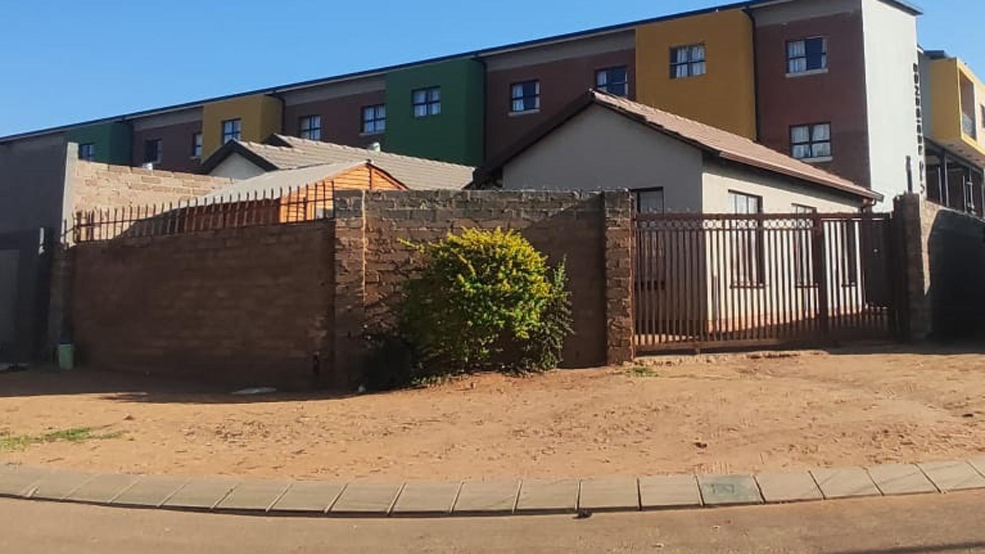 Front View of property in Soshanguve East