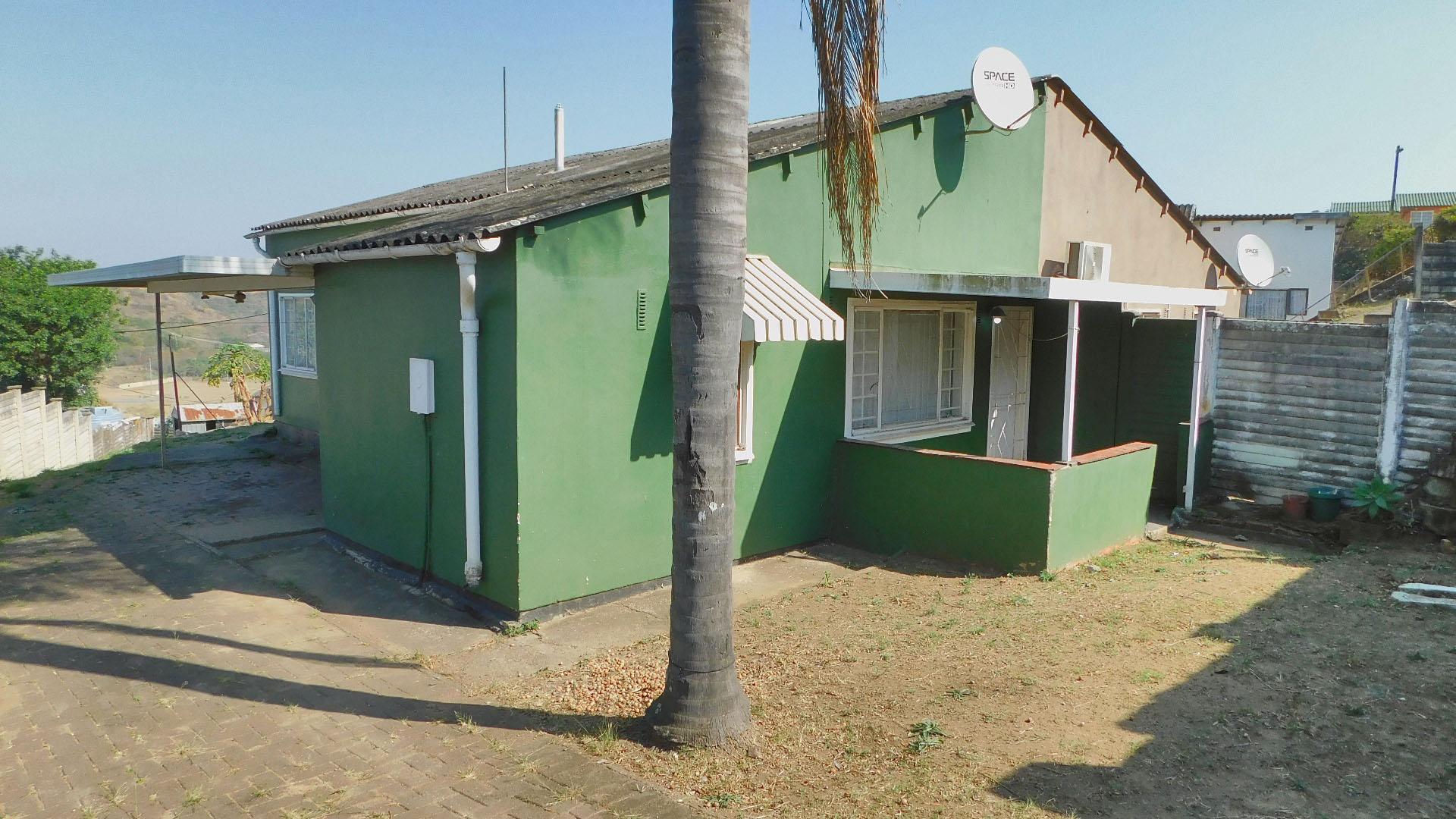 Front View of property in Newlands East