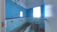 Bathroom 1 - 5 square meters of property in Newlands East