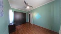 Main Bedroom - 13 square meters of property in Newlands East