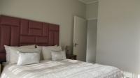 Bed Room 1 - 21 square meters of property in Linbro Park A.H.