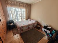 Bed Room 2 of property in Atteridgeville