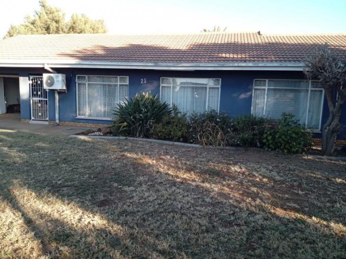 3 Bedroom House for Sale For Sale in Meiringspark - MR643852