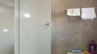 Bathroom 1 - 5 square meters of property in Montana Tuine