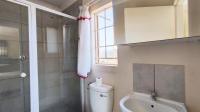 Main Bathroom - 5 square meters of property in Watervalspruit