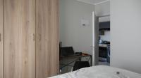 Bed Room 1 - 12 square meters of property in Linbro Park A.H.