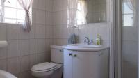 Bathroom 1 - 6 square meters of property in Paulshof