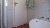 Bathroom 1 - 6 square meters of property in Paulshof