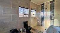 Main Bathroom - 16 square meters of property in Sonneveld