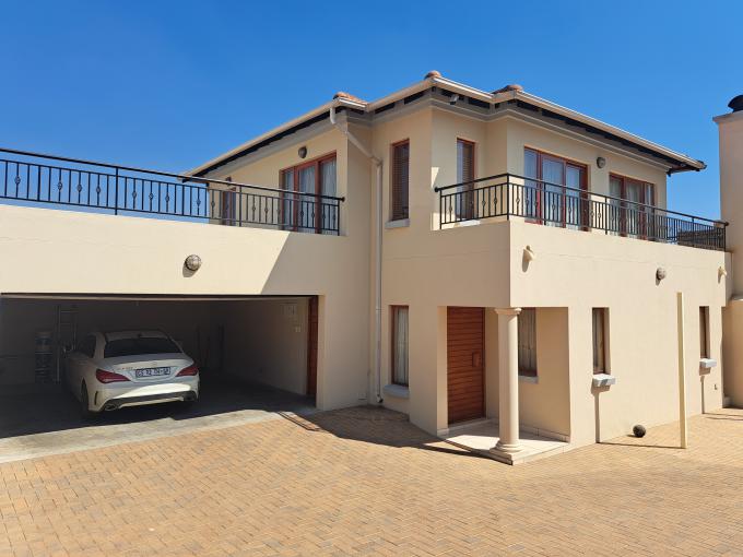 3 Bedroom Cluster for Sale For Sale in Radiokop - MR644060