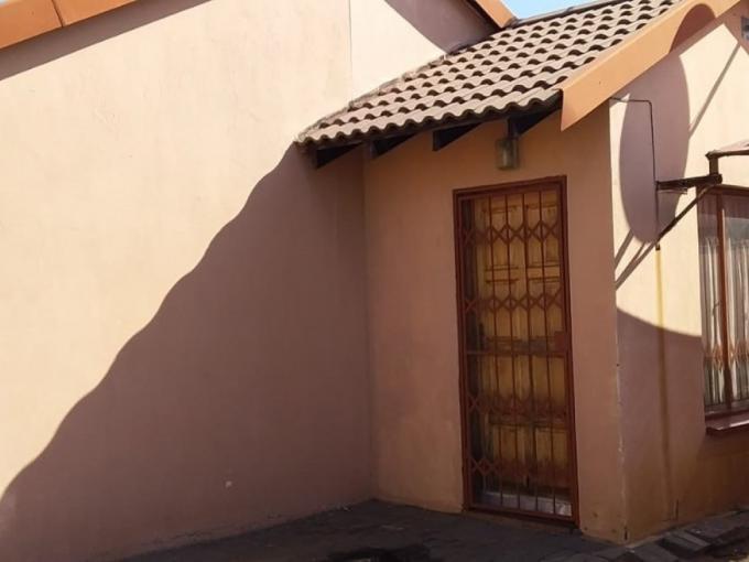 3 Bedroom House for Sale For Sale in Boitekong - MR644138