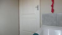 Bathroom 2 - 4 square meters of property in Klippoortje