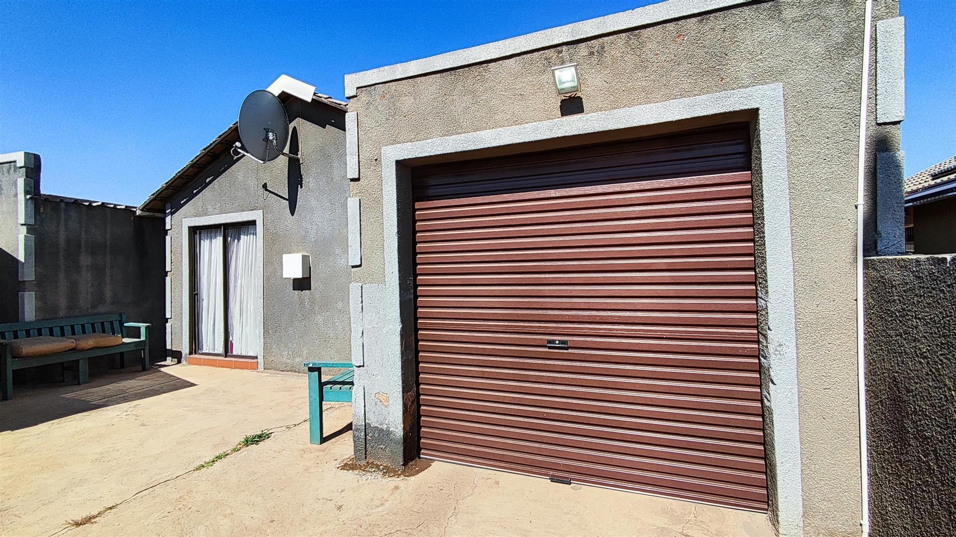 Front View of property in Windmill Park