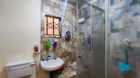 Bathroom 1 - 4 square meters of property in Windmill Park