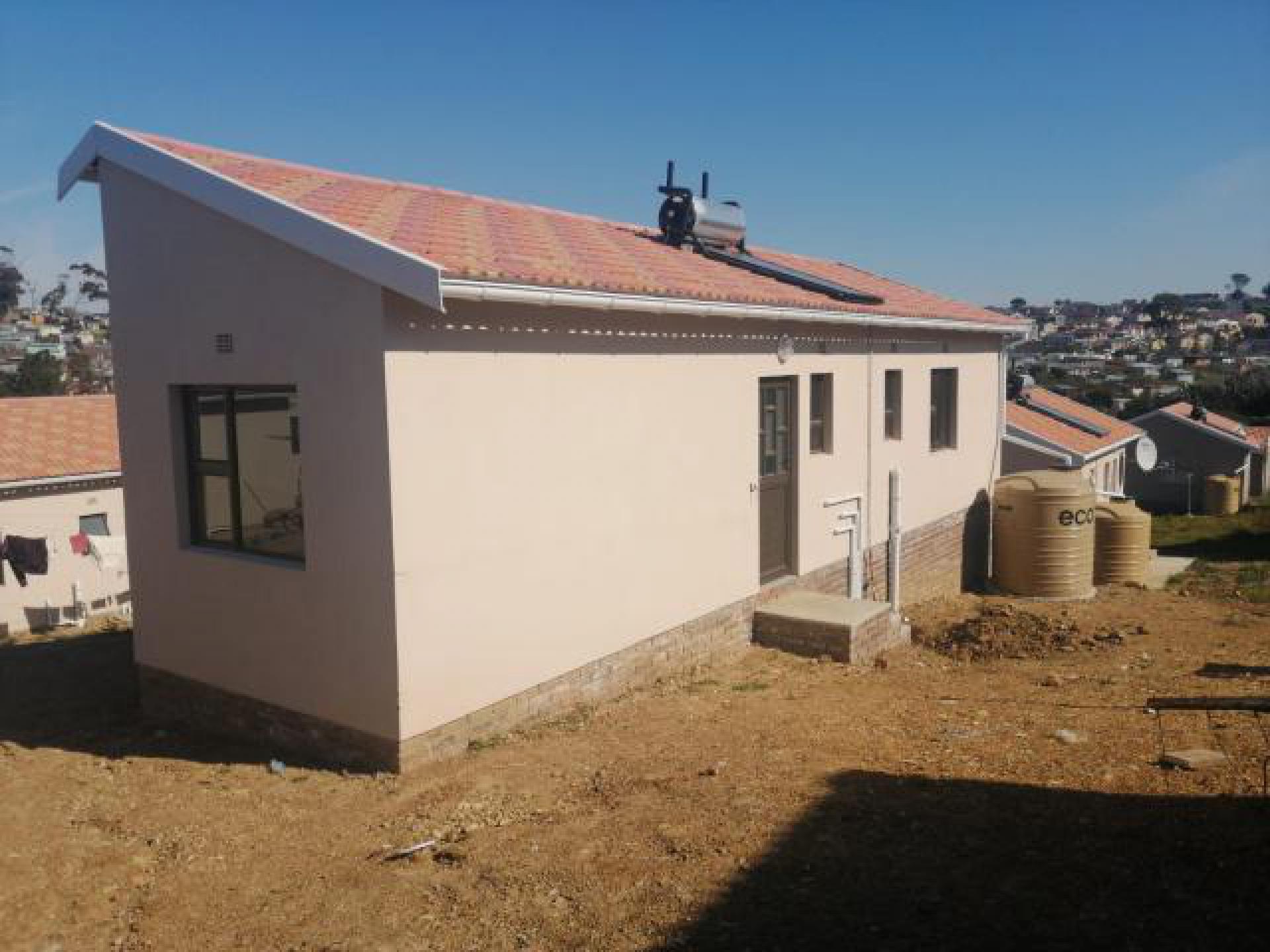 Front View of property in Amalinda