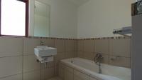 Main Bathroom - 7 square meters of property in Vorna Valley