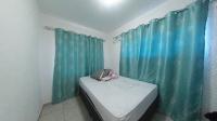 Bed Room 1 - 10 square meters of property in Montclair (Dbn)