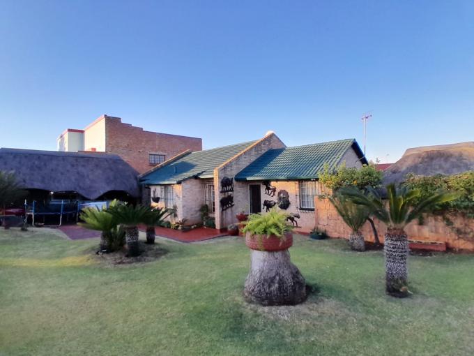 3 Bedroom House for Sale For Sale in Elandspoort - MR644308