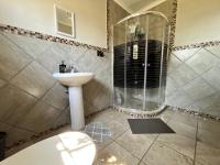 Bathroom 3+ of property in Oranjeville