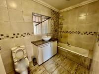 Bathroom 2 of property in Modimolle (Nylstroom)