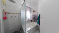 Bathroom 2 - 6 square meters of property in Ramsgate