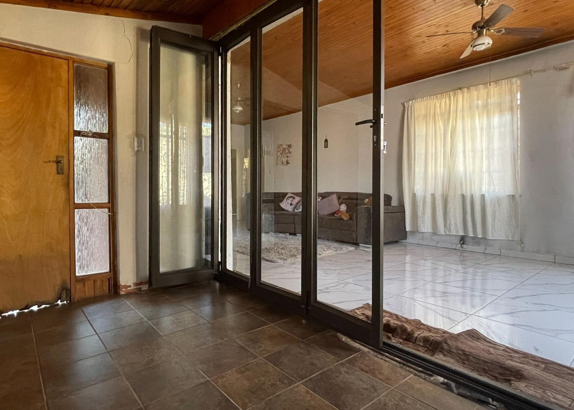 Rooms of property in Stilfontein