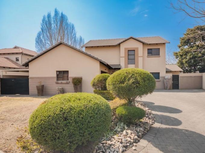 5 Bedroom House for Sale For Sale in Raslouw Gardens - MR644572