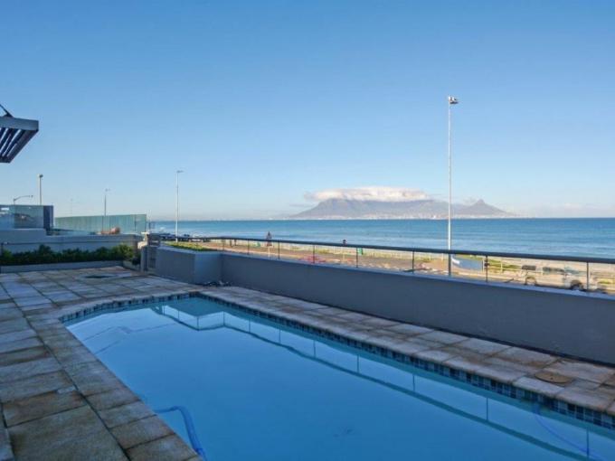 4 Bedroom House for Sale For Sale in Bloubergstrand - MR644596