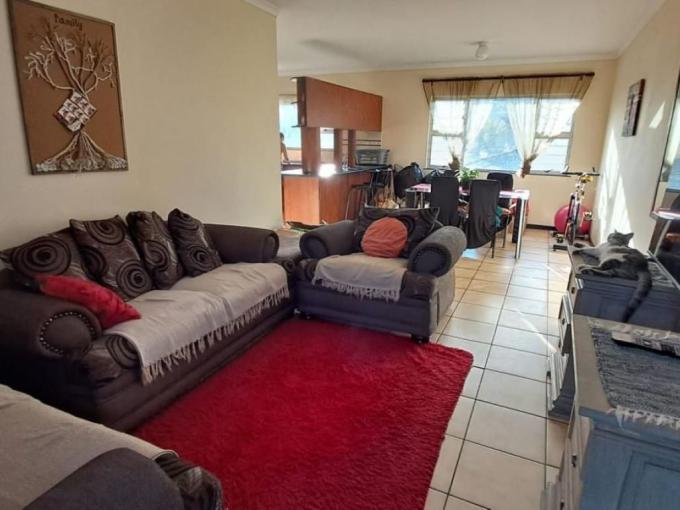 2 Bedroom Apartment to Rent in Queensburgh - Property to rent - MR644630