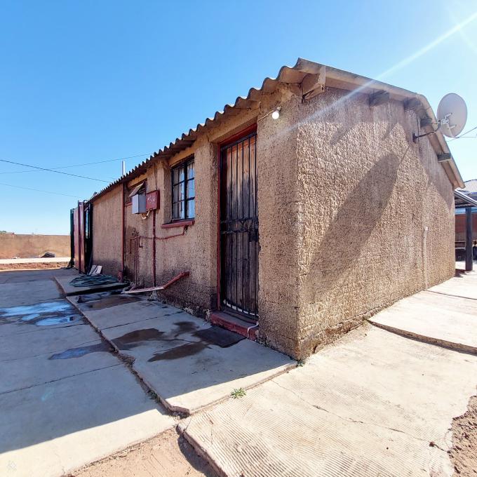 4 Bedroom House for Sale For Sale in Mabopane - MR644704