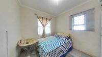 Bed Room 2 - 9 square meters of property in Ntuzuma