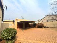  of property in Glenvista