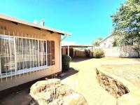  of property in Glenvista