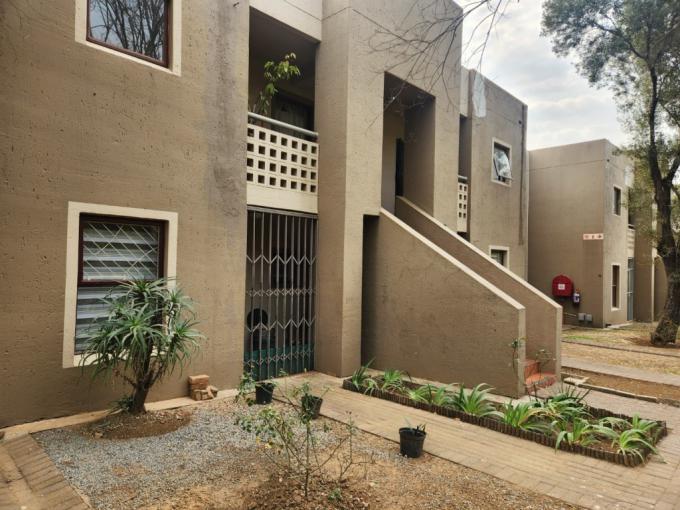 2 Bedroom Apartment for Sale For Sale in Alberton - MR644844