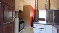 Kitchen - 6 square meters of property in Soshanguve East