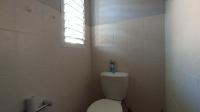 Main Bathroom - 3 square meters of property in Amberfield