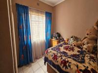 Bed Room 2 of property in Emalahleni (Witbank) 